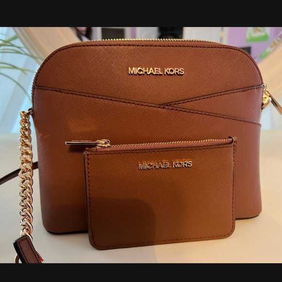 Michael Kors Handbags - Michael Kors Brown Crossbody purse